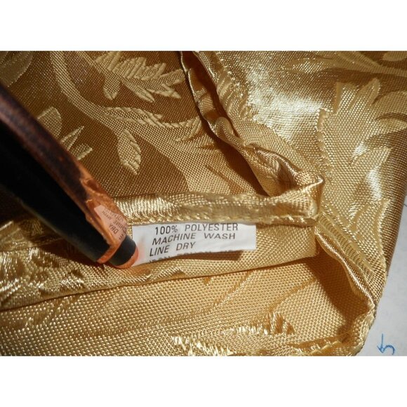Vintage Gold Damask tablecloth 82 x 59 " rectangle Polyester - Estate Find - Picture 2 of 2